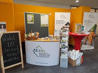 ZEHN Stand zum Thema Lebensmittelverschwendung