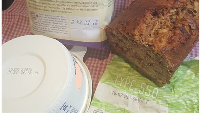 Mehl_Margarine_Georgia Schuster_08.04.2018 - © Georgia Schuster Mehl_Margarine_Georgia Schuster_08.04.2018