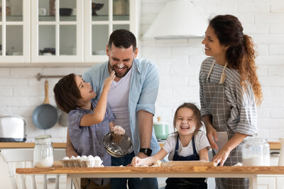 Familie in der Küche